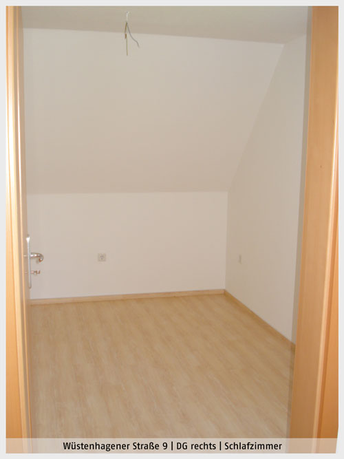 WUESTEN_9_DG_rechts_schlafen1_hochformat